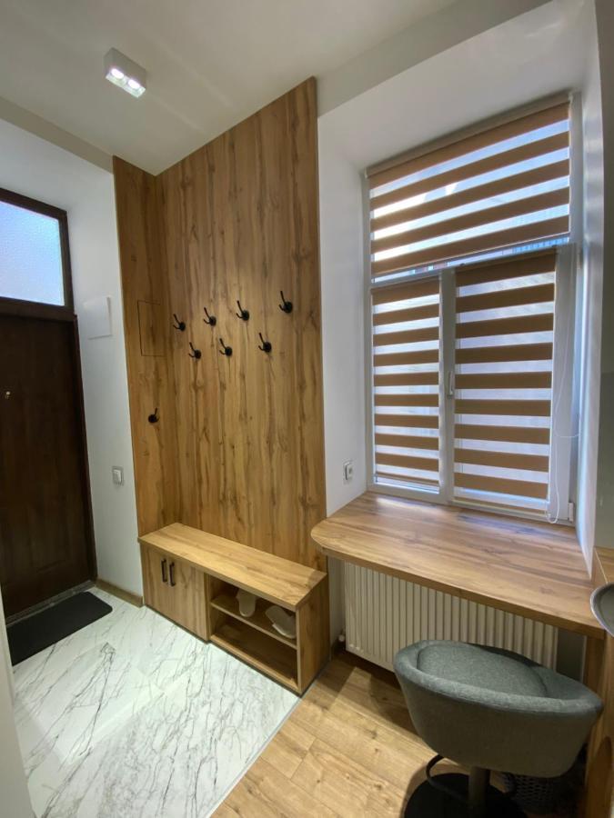 Квартира-Студія Подобово На Вулиці Городоцька 102 Lviv Luaran gambar